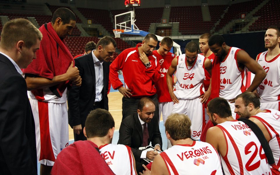 Лукойл е 4-ти в групата, тя се завърза съвсем на след епичен мач в Александровац