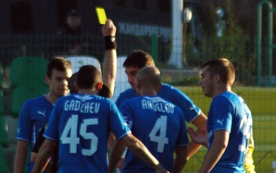 Тони Здравков определи група от 18 футболисти за мача с Литекс
