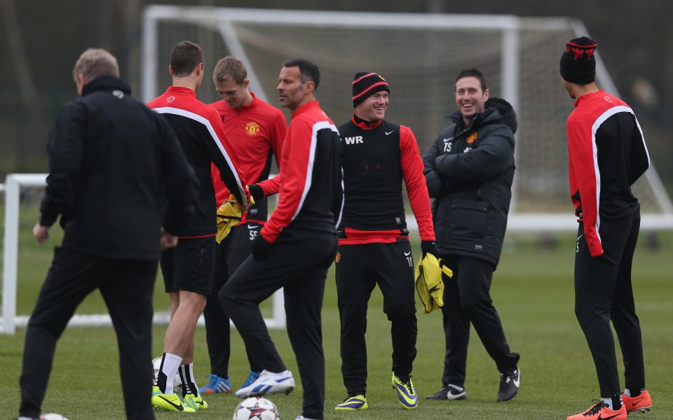 Манчестър Юнайтед преживя кратък ужас в самолета