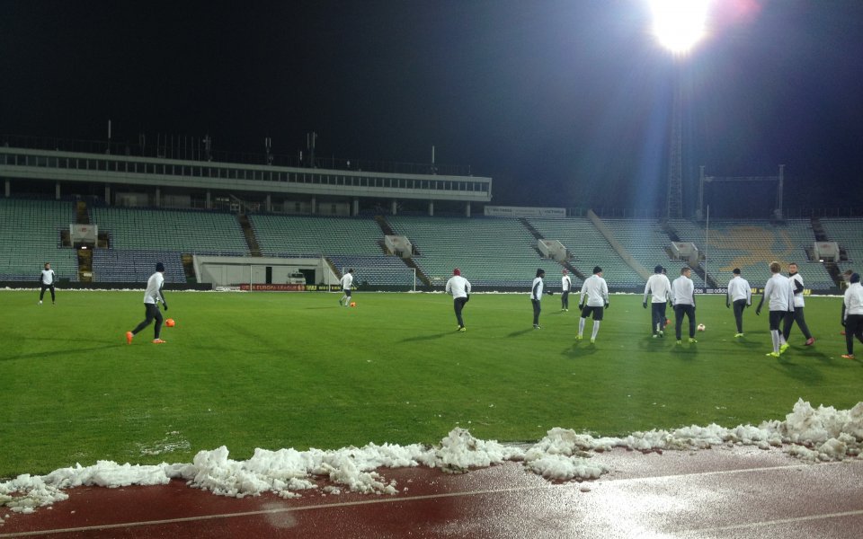 ПСВ пребори студа с усмивка, не се кри от любопитни очи