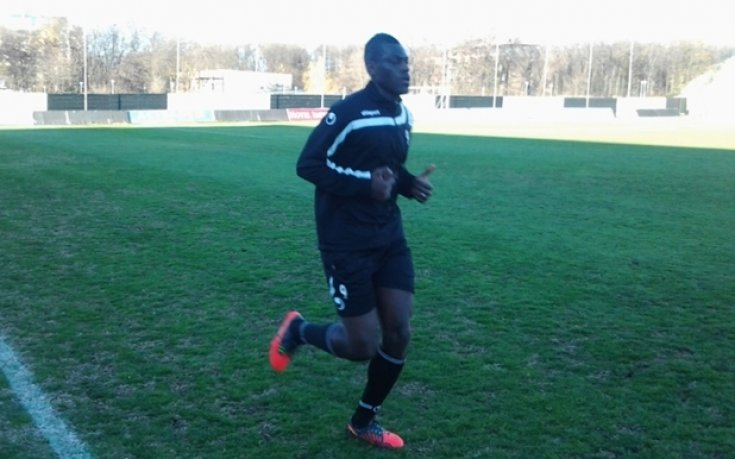 Жозеф Мендес подписа договор за 1,5 година с Локо Пд