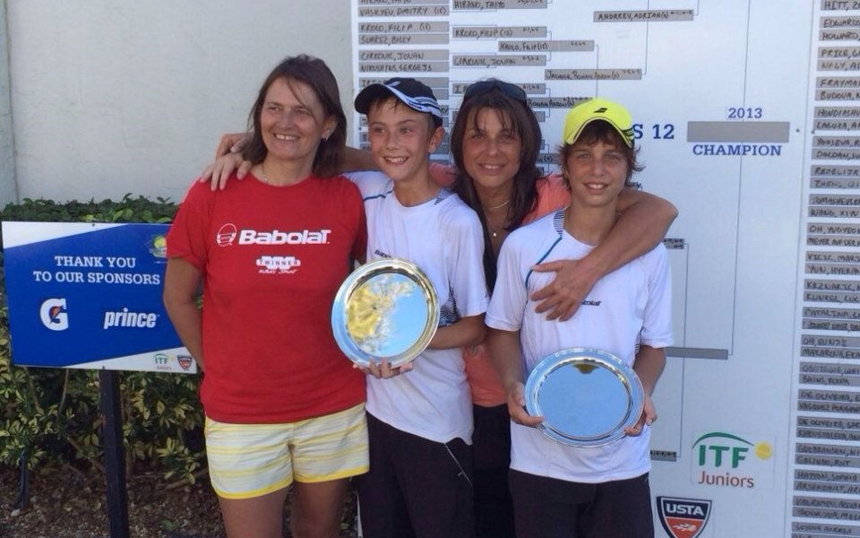 Адриан Андреев шампион на двойки и финалист на сингъл на 