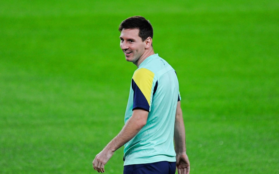 ВИДЕО: Меси започна тренировки с топка