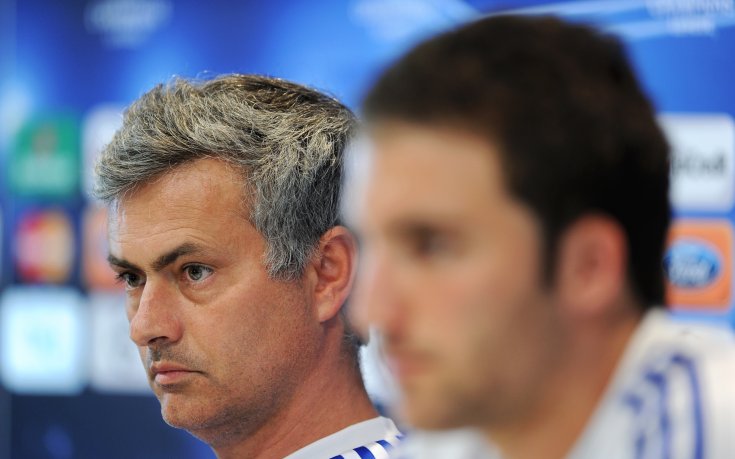 Моу иска бивш нападател на Реал