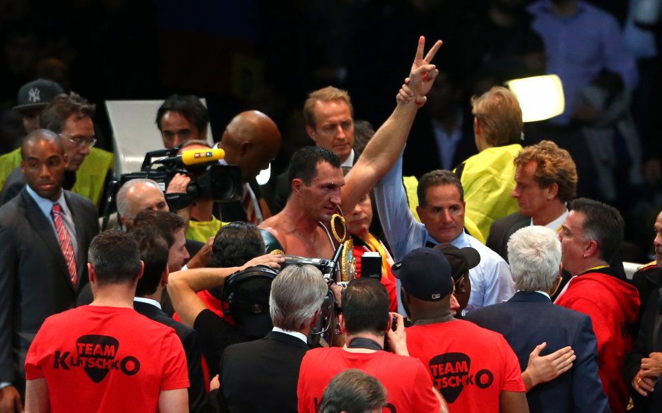 Световната боксова организация нареди на Кличко да се бие с австралиец