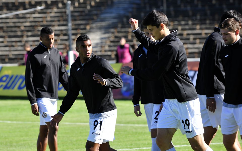 След пробите в Юнайтед, и Базел ухажва Стефан Велков