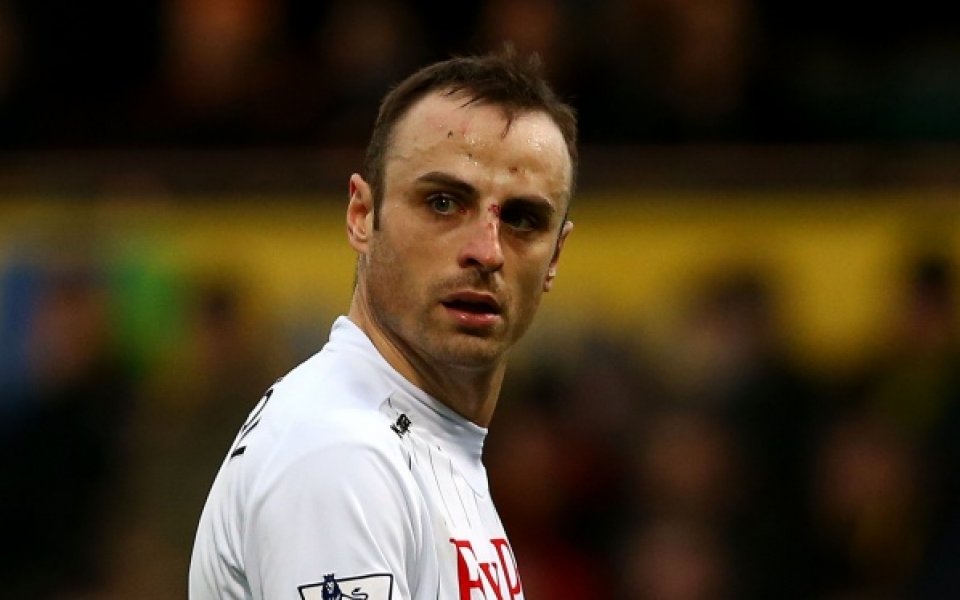 Фулъм: Бербатов си почива