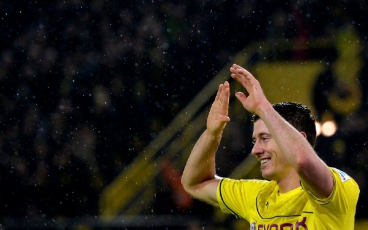 Официално: Левандовски подписа за 5 години с Байерн