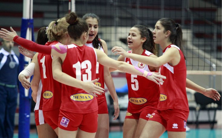 Швейцарски клуб привлече две български волейболистки