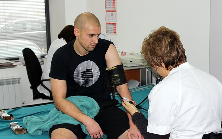 СНИМКИ: Лидерът Литекс започна в София