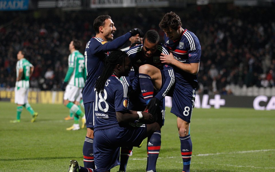 Лион си взе трите точки от Сошо