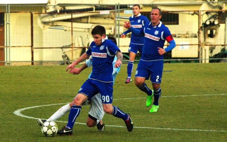 Черноморец започна контролите с победа