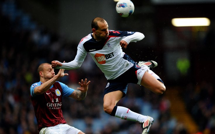 Марк Хюз иска Мартин Петров в Стоук Сити