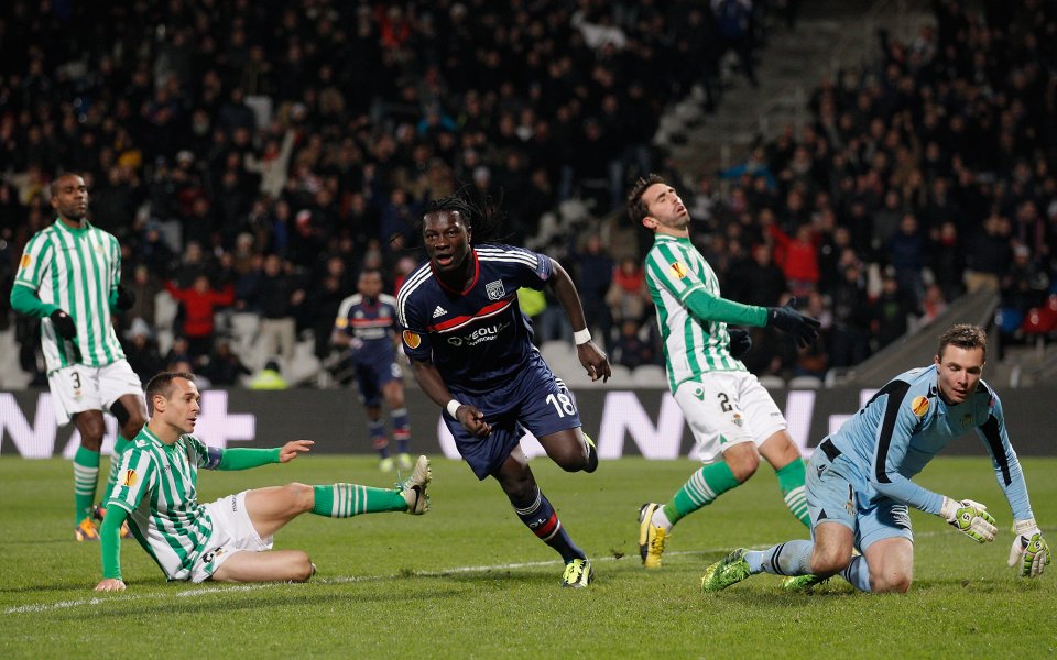 Лион се справи с Марсилия и мина напред за Купата на Лигата