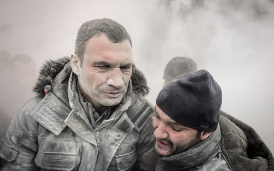 СНИМКИ: Тежки сблъсъци в Украйна, Виталий Кличко пострада