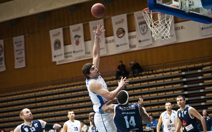 Левски обърна Крайова за нова победа в ЕВРОХОЛД Балканска лига