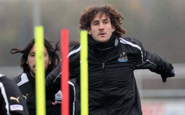 Колочини пропуска и дербито със Съндърланд