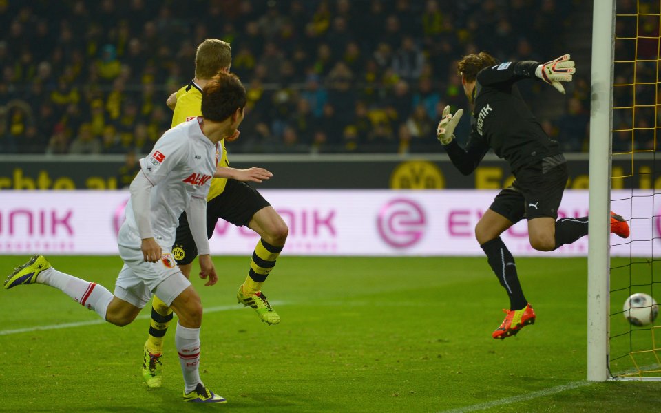 Дортмунд и Леверкузен с нови реверанси към Байерн