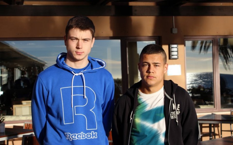 СНИМКИ: Двамата от ЦСКА са в лагера на Локо Пд, тренират