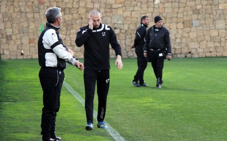 СНИМКИ: Акалски контузен от Мендес, пропуска мача с Днипро