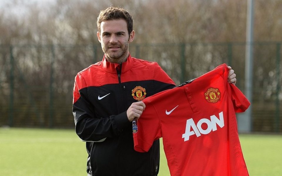 Висшата лига би рекорда си за най-много харчове, за първи път мина 700 милиона