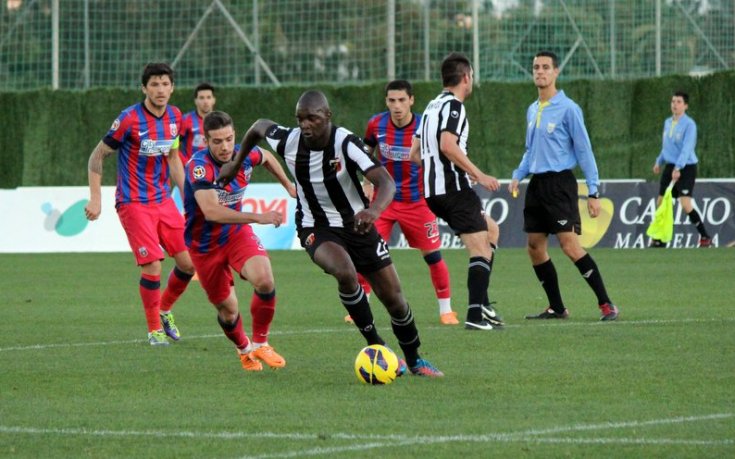 Мартин Камбуров реализира дузпа