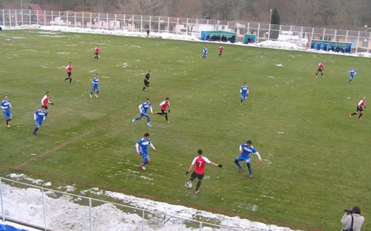 СНИМКИ: Спартак 1918 отстъпи на Арарат Ереван в Албена