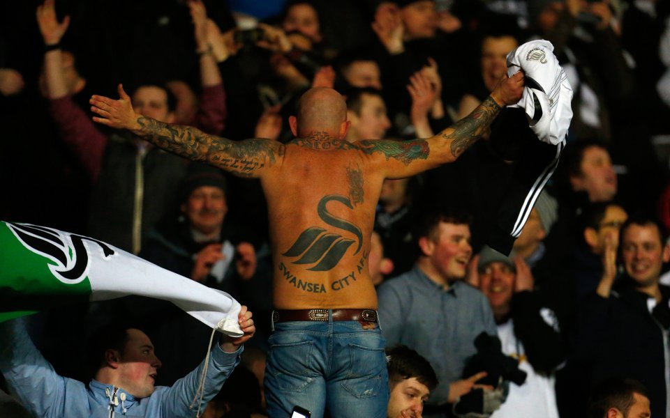 ВИДЕО: Суонси спечели „битката за Уелс“