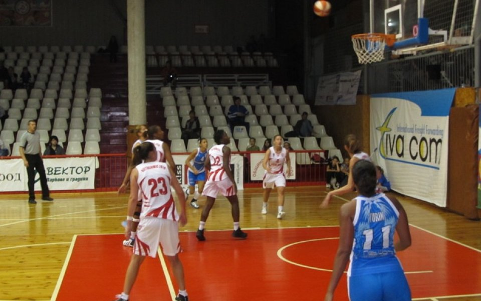 Хасково спря суперсерията на Левски, Нефтохимик удари Дунав