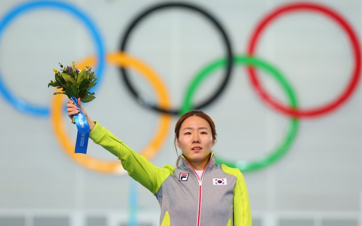 Корейско злато в бързото пързаляне на 500 м