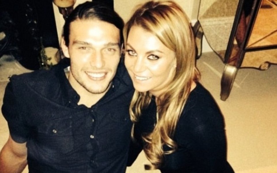 ТВ звезда омая Анди Керъл