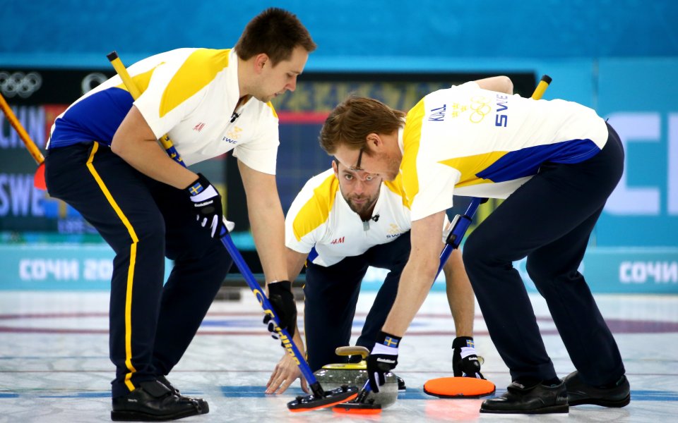 Швеция спечели бронзовите медали в кърлинга при мъжете