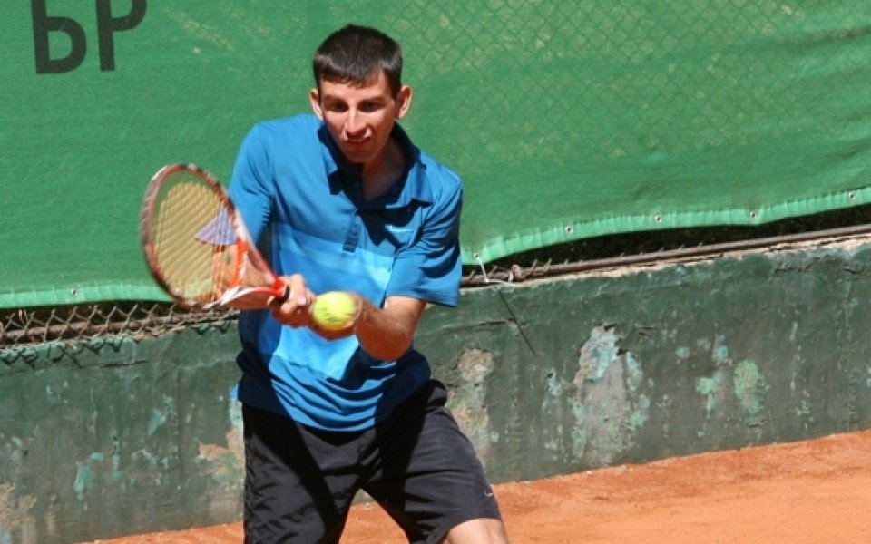 Александър Лазов се класира за  четвъртфиналите