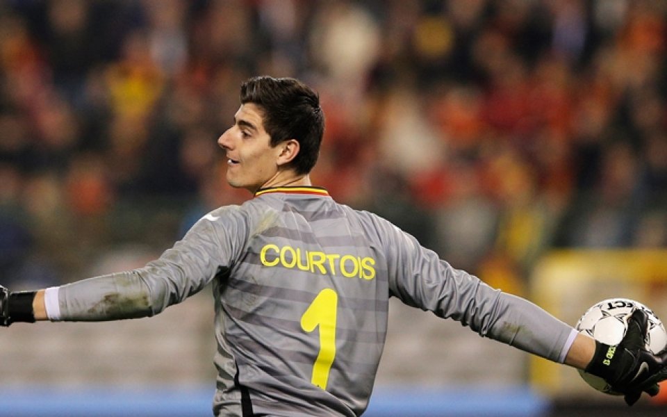 Челси не смята да продава Куртоа