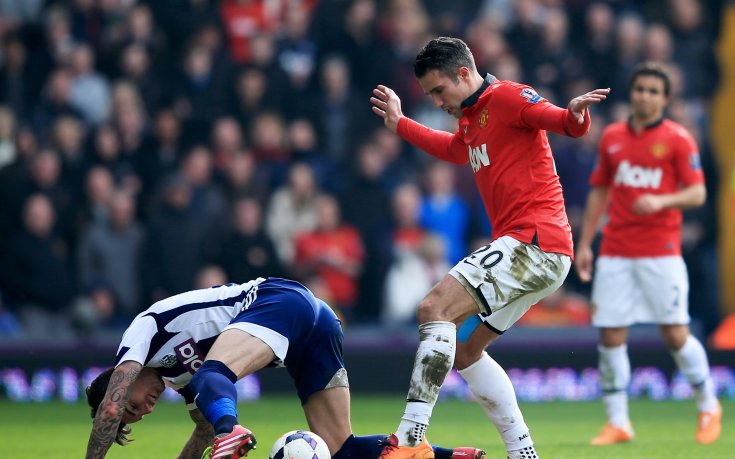 Ван Перси иска да остане на „Олд Трафорд“