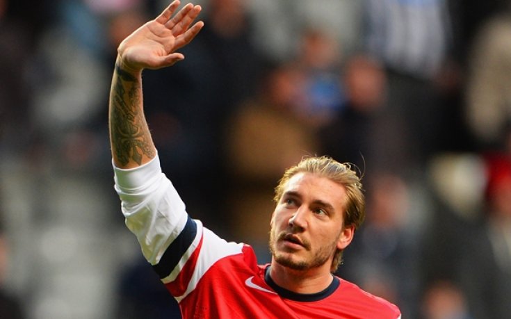 Арсенал глобява Бендтнер заради изцепката с таксито