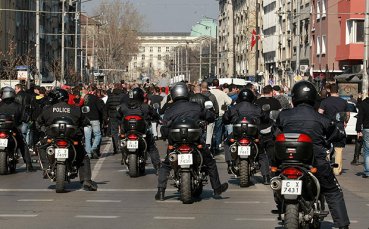 Още арести покрай Вечното дерби, минаха 100