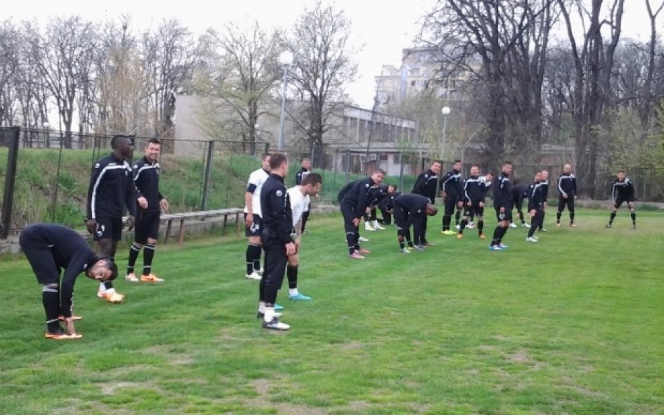 Локо Пловдив закри тренировките до Левски