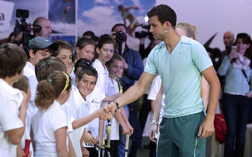 Националите ни заминаха за Гърция без Григор