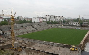 Строежът на стадион „Христо Ботев“ продължава с бързи темпове