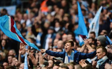 Богаташите от Сити пускат безплатен... WiFi