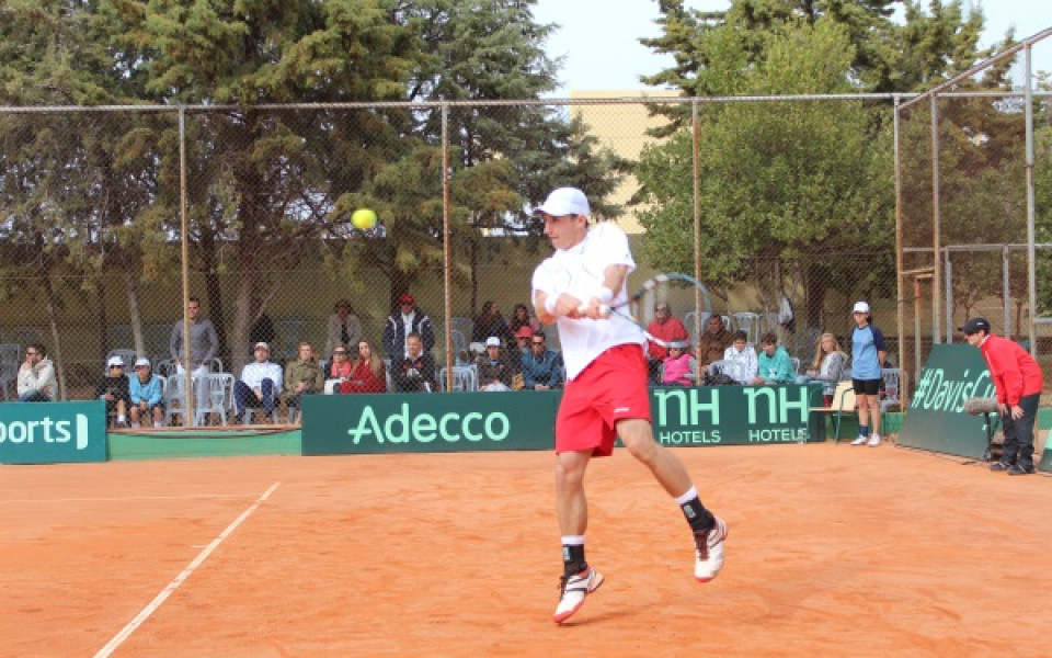 Кутровски отпадна в първия кръг на двойки на турнир в Канада