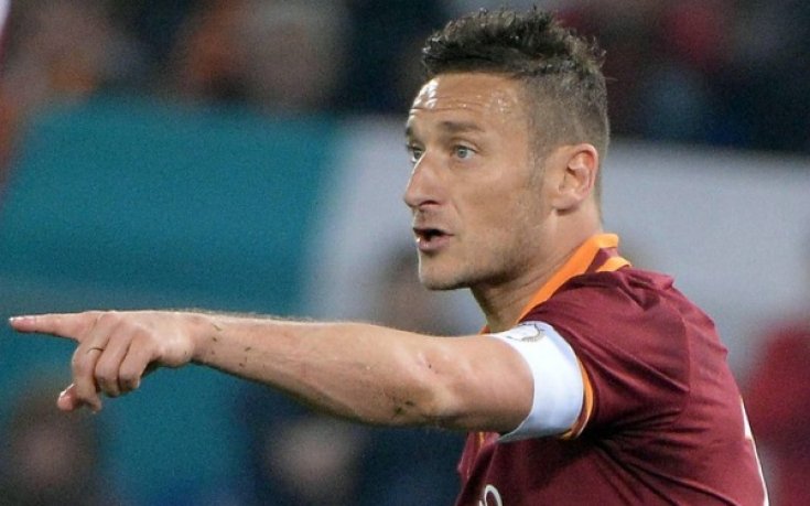 Тоти и Майкон в редиците на Рома за гостуването на Каляри