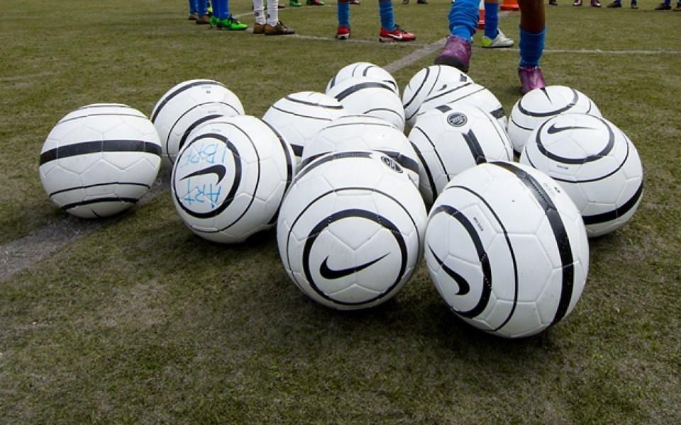 Шест отбора излизат в детски турнир за 90-годишнината на Етър