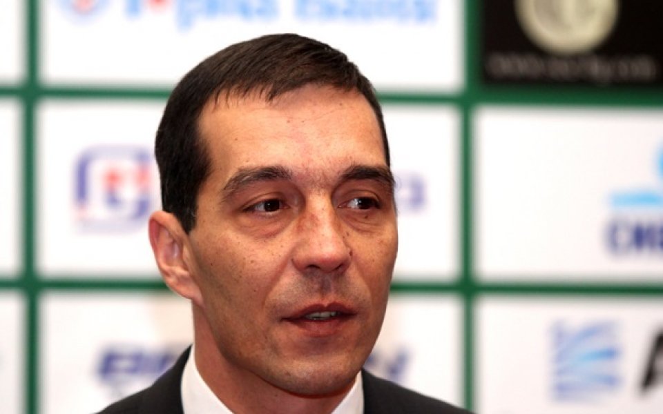 Петричев ще прави кълбета и обяви: Не пипаме Стоев