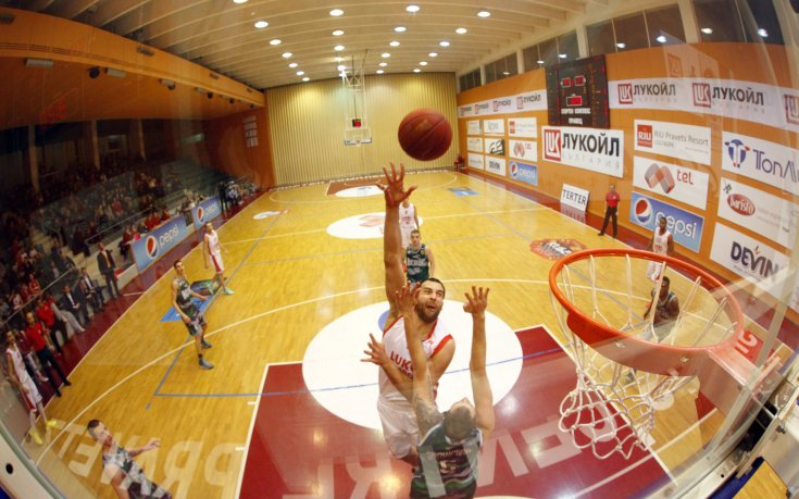 Лукойл се разправи зловещо с Берое за победа №20