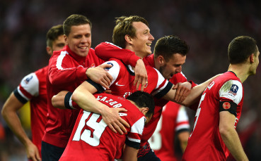 Арсенал е на финал за ФА Къп, пречупи Уигън с дузпи