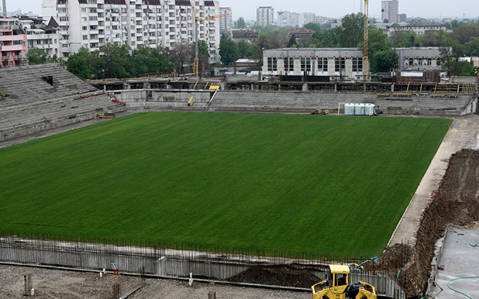 Строежът на стадион „Христо Ботев“ продължава с бързи темпове