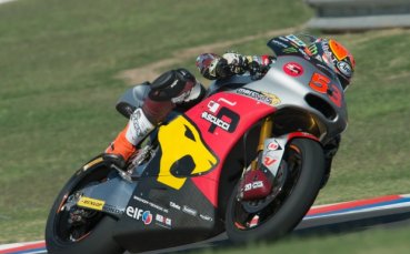 Испанец с триумф в Аржентина в Мото2