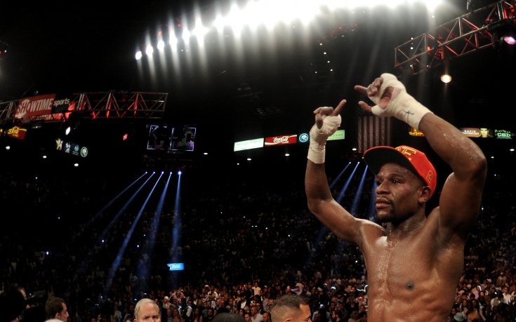 ВИДЕО: Непобеденият Мейуедър грабна втора световна титла